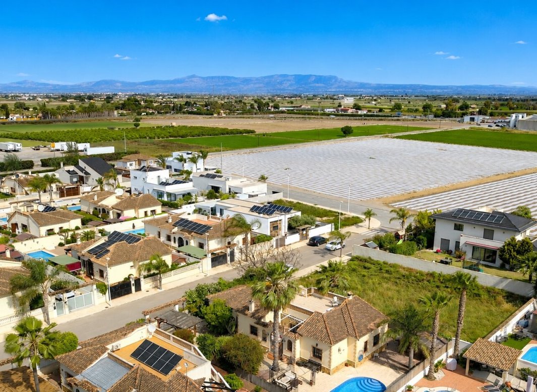 Reventa - Villa -
Formentera del Segura - Fincas de La Vega