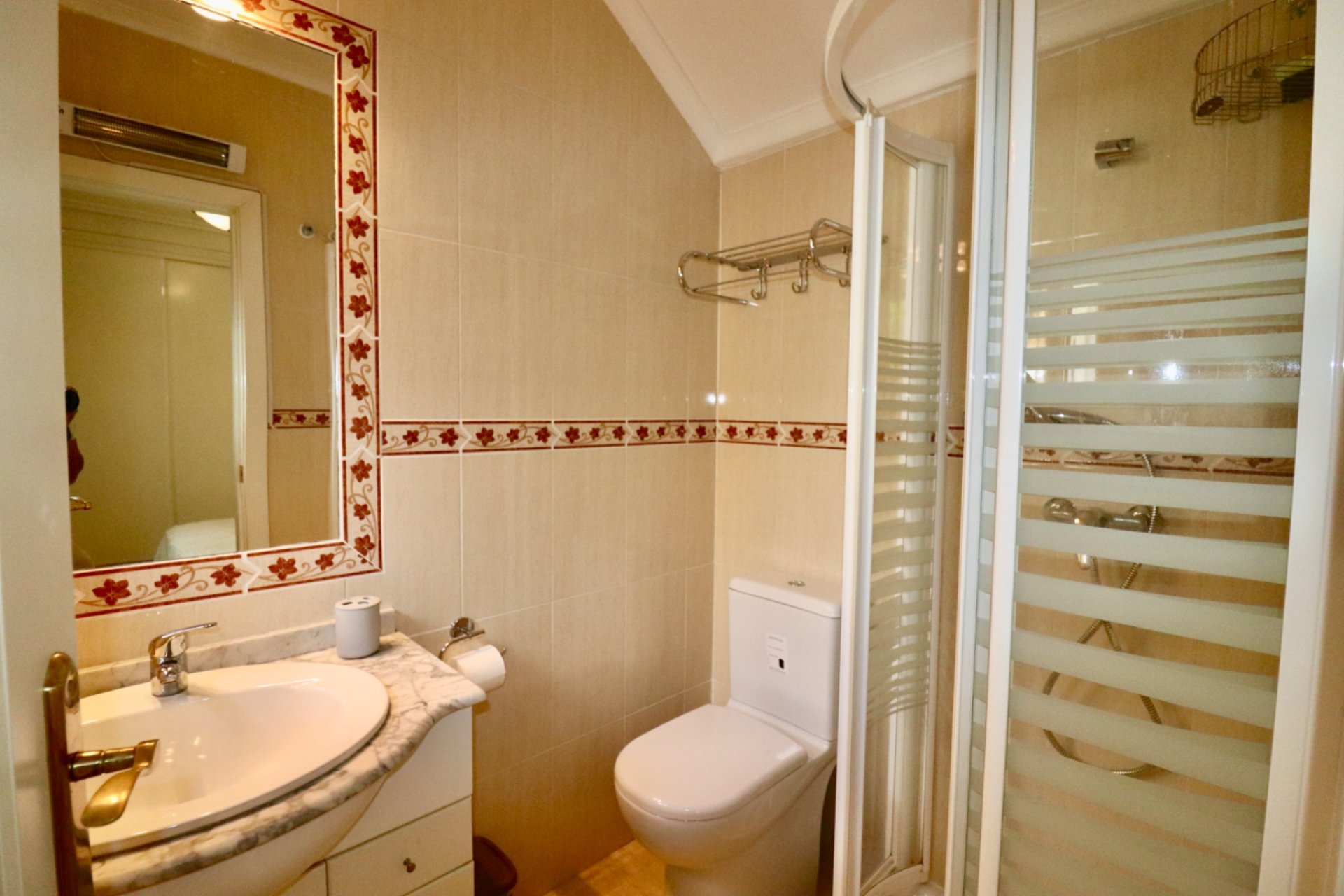 Reventa - Villa -
Guardamar del Segura - El Raso