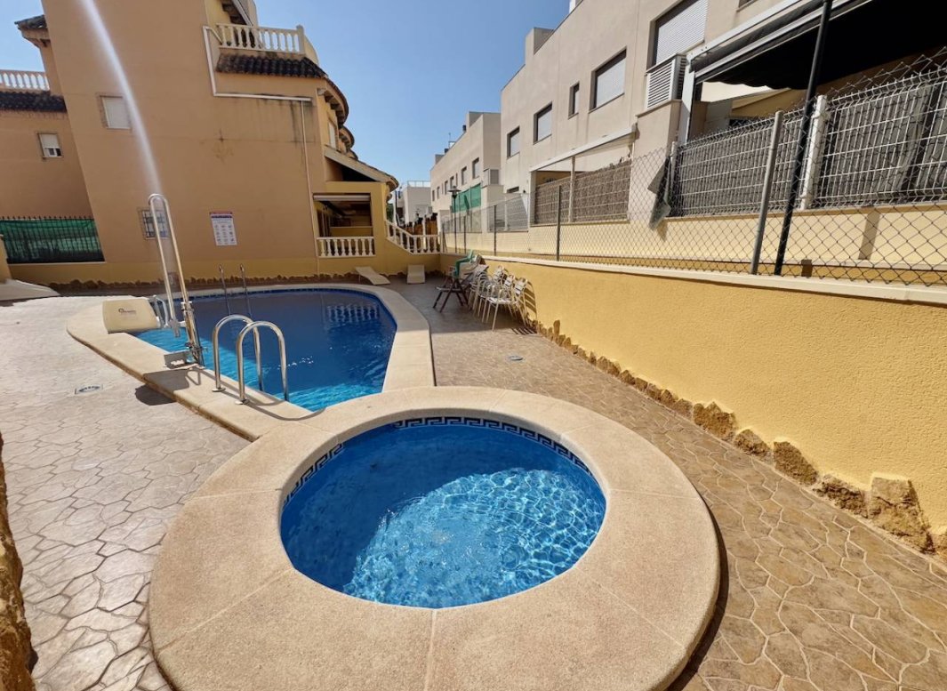 Reventa - Villa -
Guardamar del Segura