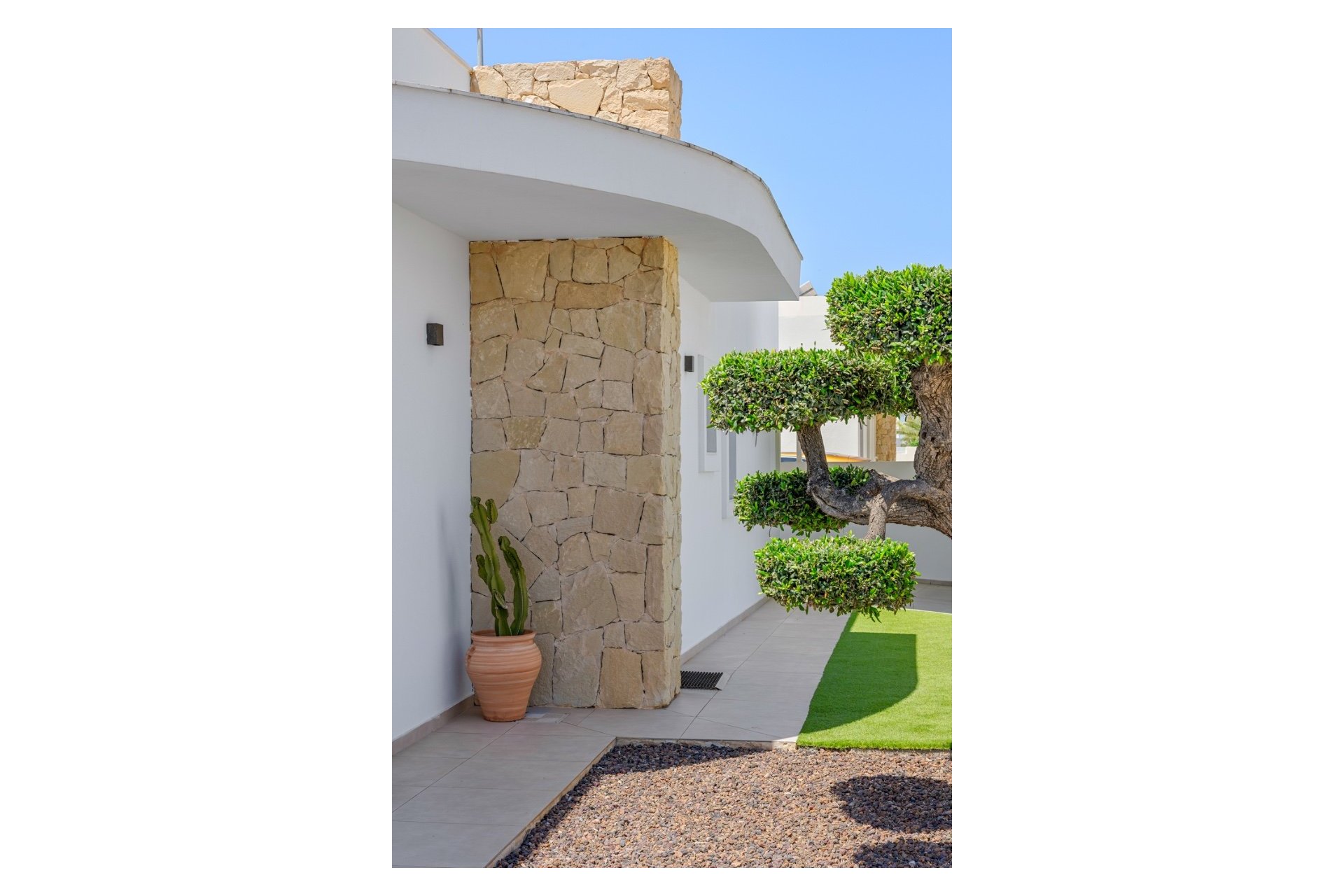 Reventa - Villa -
La Marina