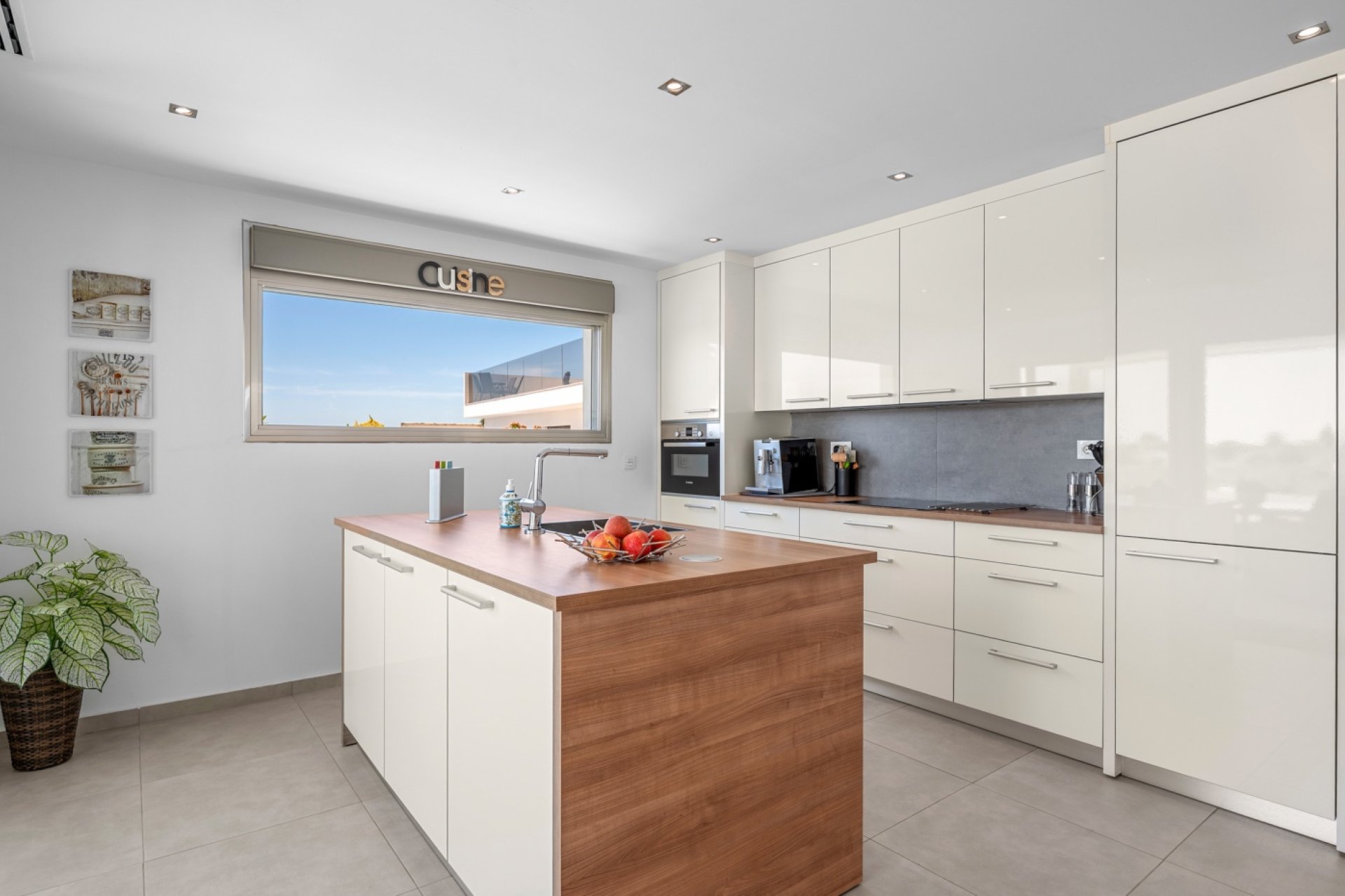 Reventa - Villa -
La Marina