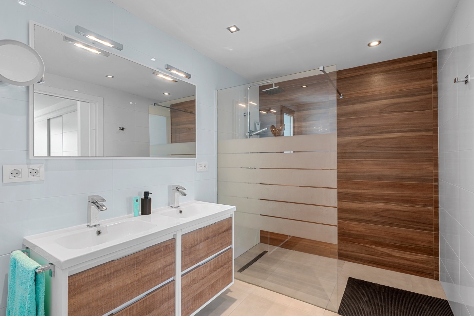 Reventa - Villa -
La Marina
