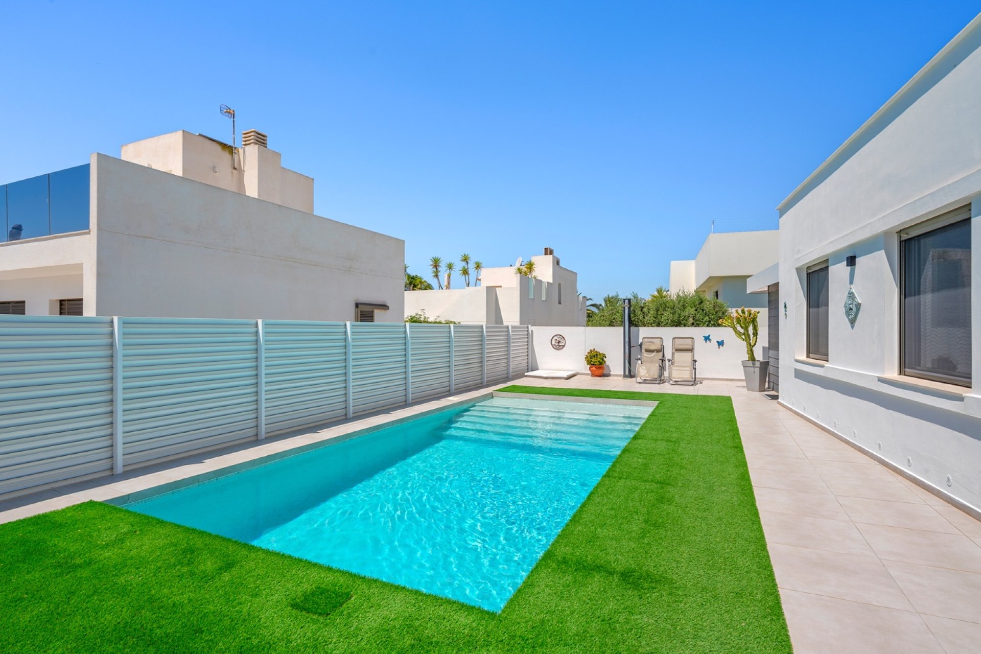 Reventa - Villa -
La Marina