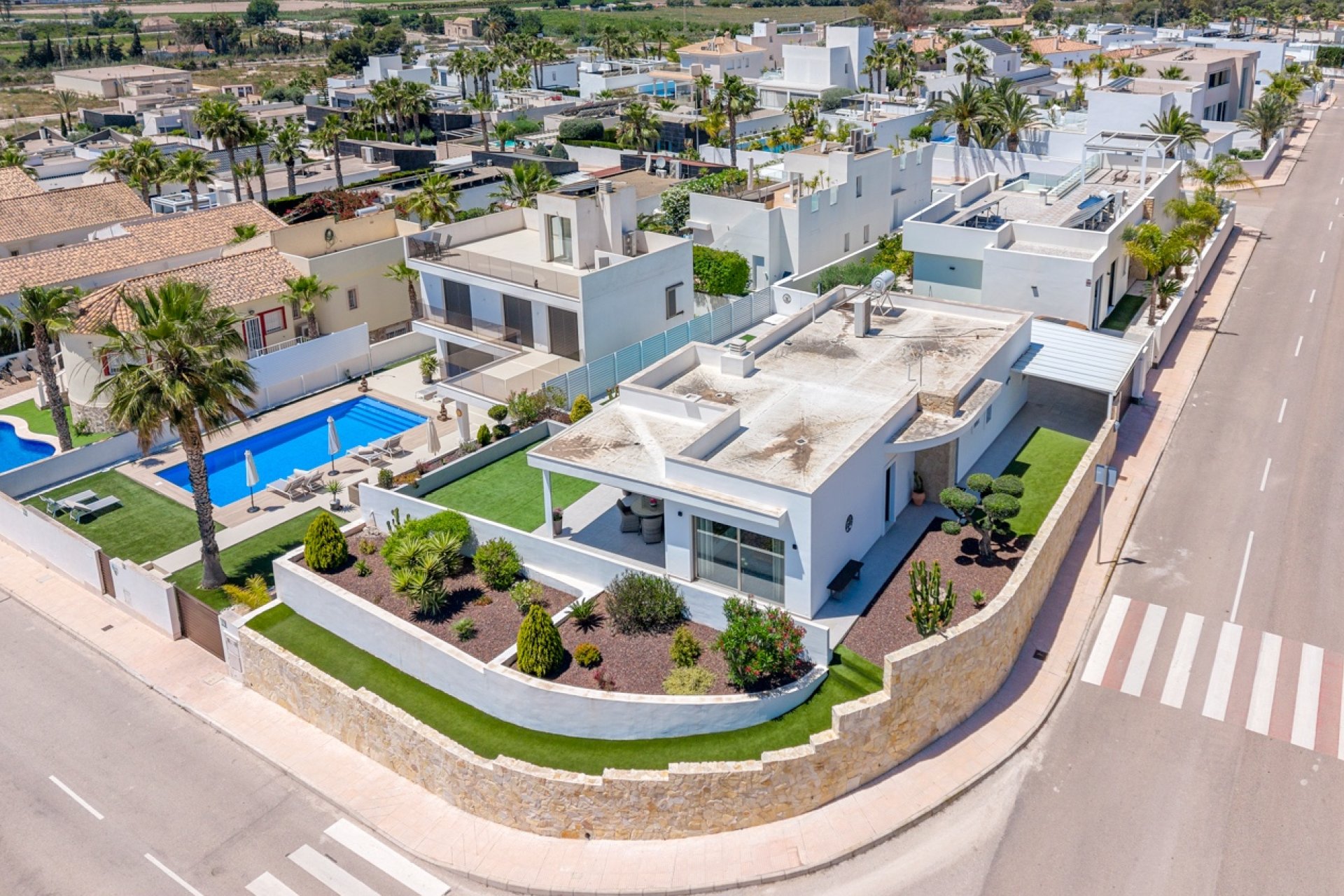 Reventa - Villa -
La Marina