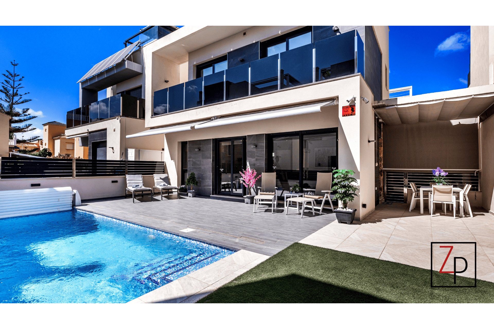 Reventa - Villa -
Orihuela Costa - Lomas de Cabo Roig