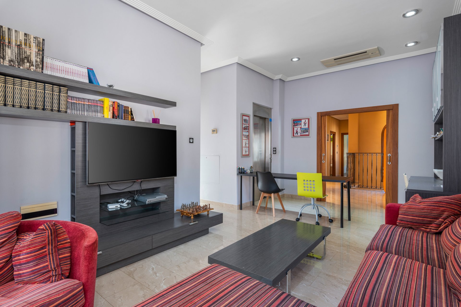 Reventa - Villa -
Orihuela