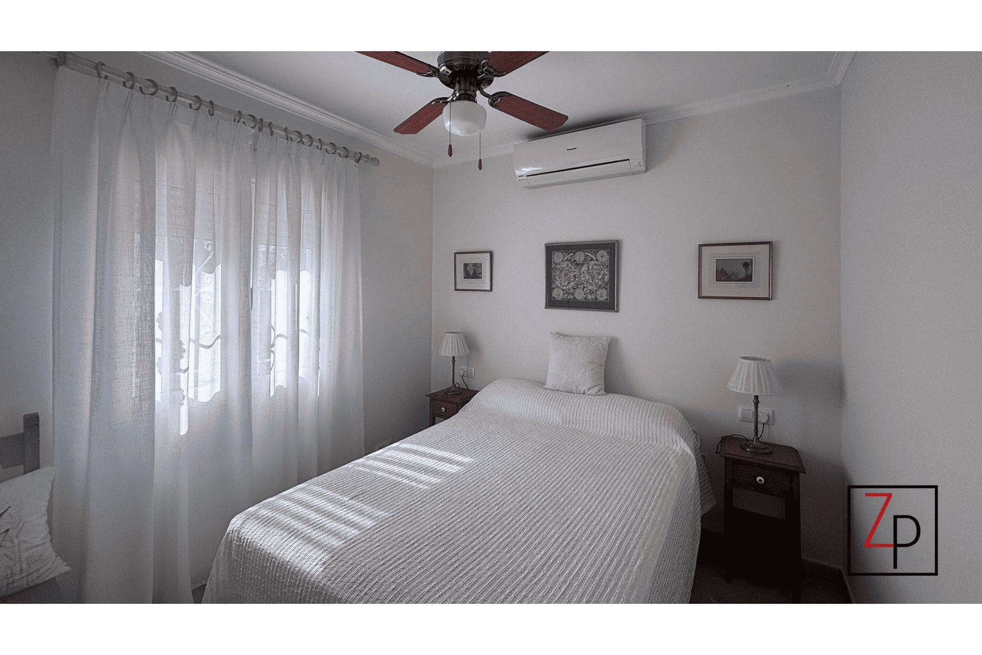 Reventa - Villa -
Torrevieja - Torretas