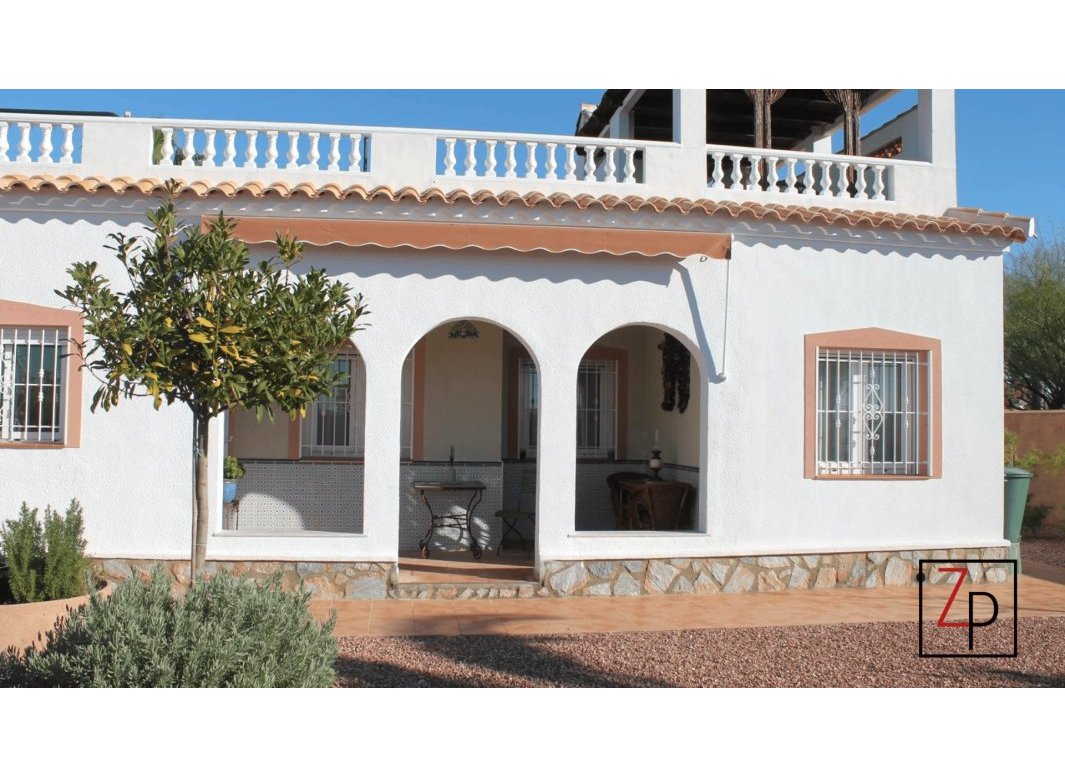 Reventa - Villa -
Torrevieja - Torretas