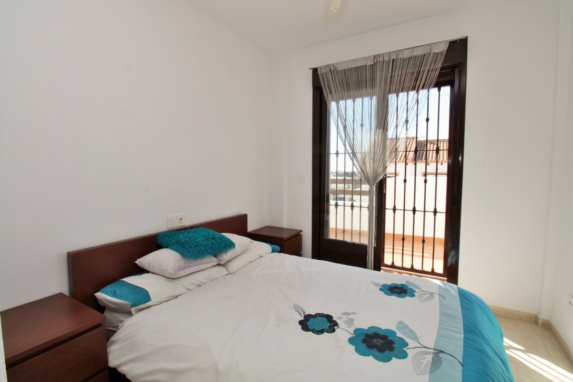 Reventa - Villa -
Villamartín - PAU 8