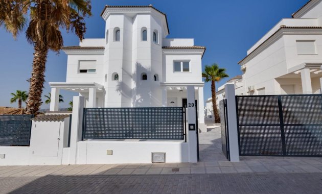 Semidetached - New Build - San Fulgencio -
                El Oasis