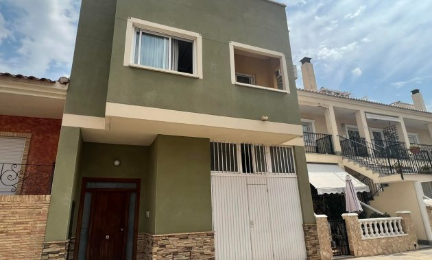 Townhouse - Resale - Almoradí -
                Almoradí