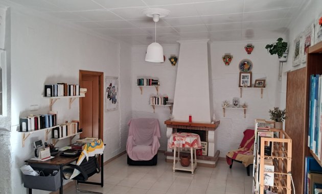 Townhouse - Resale - Jacarilla -
                Jacarilla