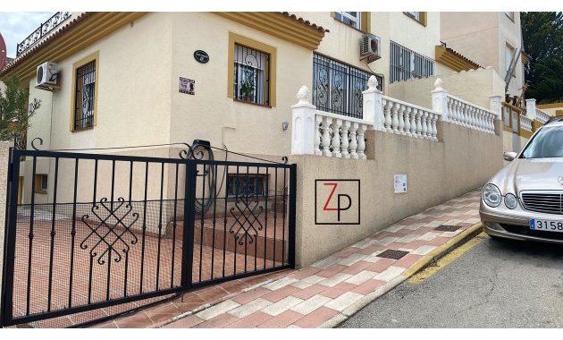 Townhouse - Resale -
            San Fulgencio - 515