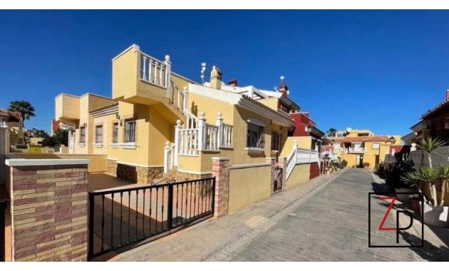 Townhouse - Resale - Torrevieja - Torreta Florida