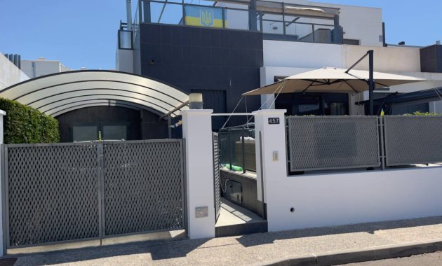 Villa - Resale -
            Orihuela Costa - MM-63265