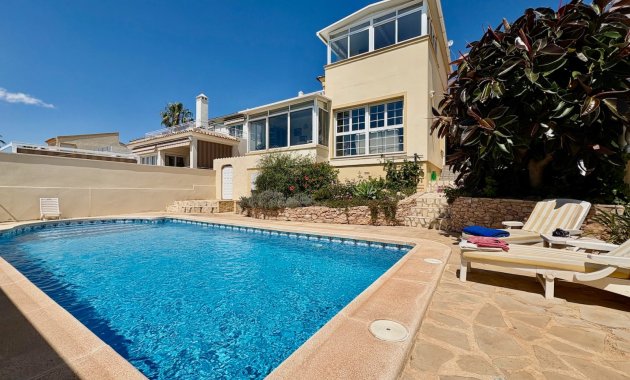 Villa - Resale - Orihuela Costa -
                Villamartín