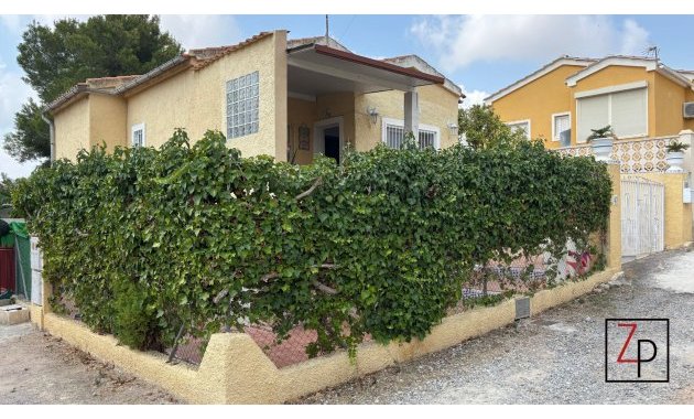 Villa - Resale - San Fulgencio -
                urb. La Marina