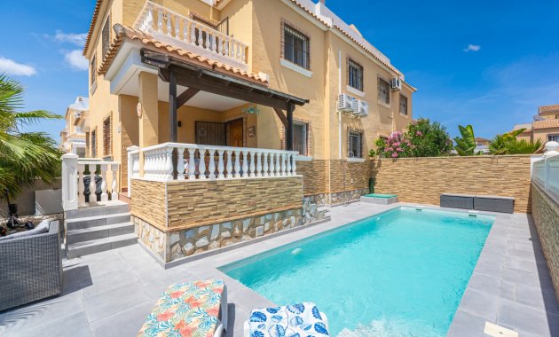 Villa - Reventa - Ciudad Quesada -
                Ciudad Quesada