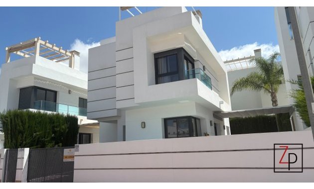 Villa - Reventa - Ciudad Quesada -
                Doña Pepa