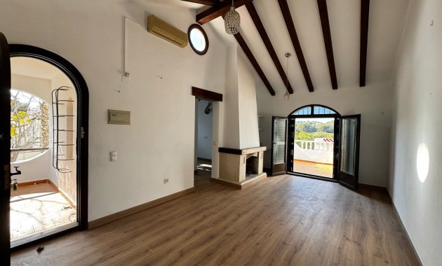 Villa - Reventa -
            Orihuela Costa - MM-18960
