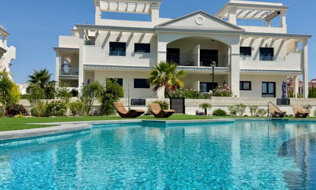 Resale - Apartment  -
Ciudad Quesada