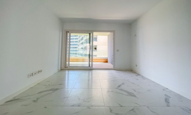 Resale - Apartment  -
Orihuela Costa - Punta Prima