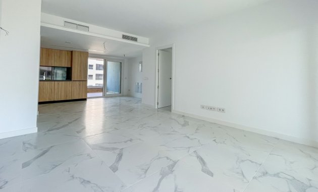 Resale - Apartment  -
Orihuela Costa - Punta Prima