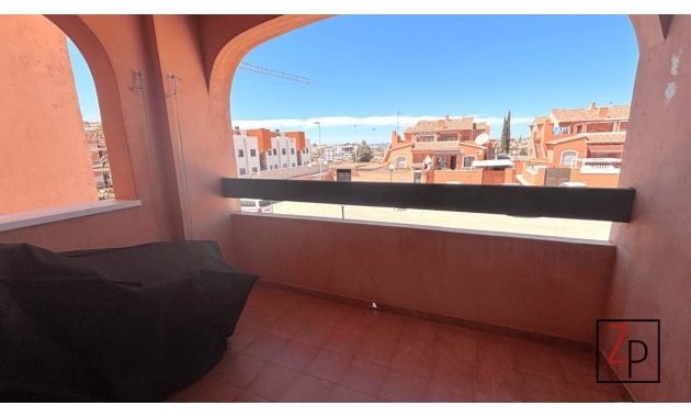 Resale - Apartment  -
Torrevieja - Altos del Sol