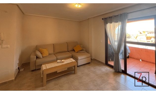 Resale - Apartment  -
Torrevieja - Altos del Sol
