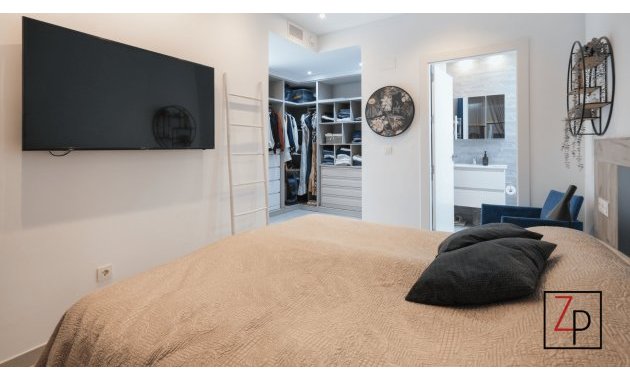 Resale - Villa -
Benijofar - Pueblo