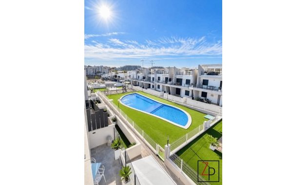 Resale - Penthouse -
San Miguel de Salinas - Pueblo