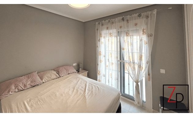Resale - Duplex -
Ciudad Quesada - Doña Pepa