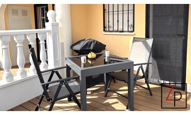 Resale - Duplex -
Ciudad Quesada - Doña Pepa