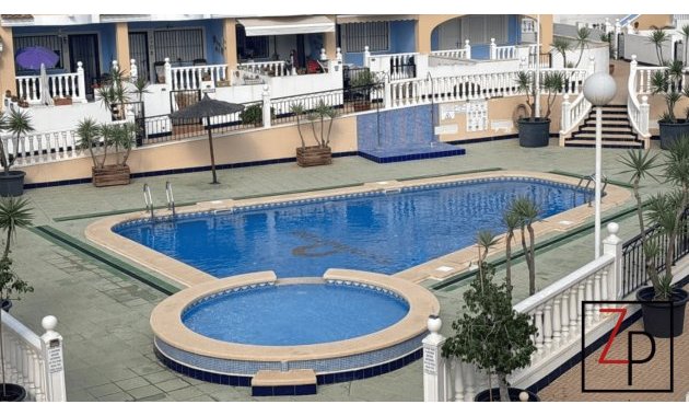 Resale - Duplex -
Ciudad Quesada - Doña Pepa