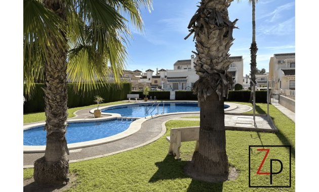 Resale - Bungalow -
Orihuela Costa - Playa Flamenca Norte