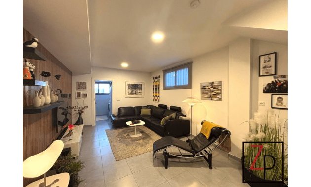 Resale - Duplex -
Benijofar - Pueblo