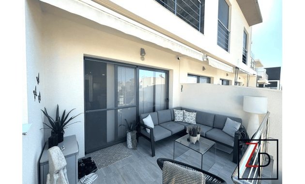 Resale - Duplex -
Benijofar - Pueblo