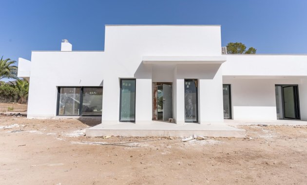 Obra nueva - Villa -
Orihuela Costa - Las Filipinas