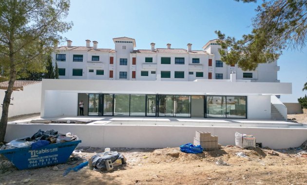 Obra nueva - Villa -
Orihuela Costa - Las Filipinas