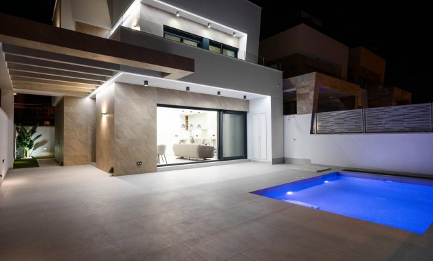 New Build - Villa -
San Miguel de Salinas - Blue Lagoon