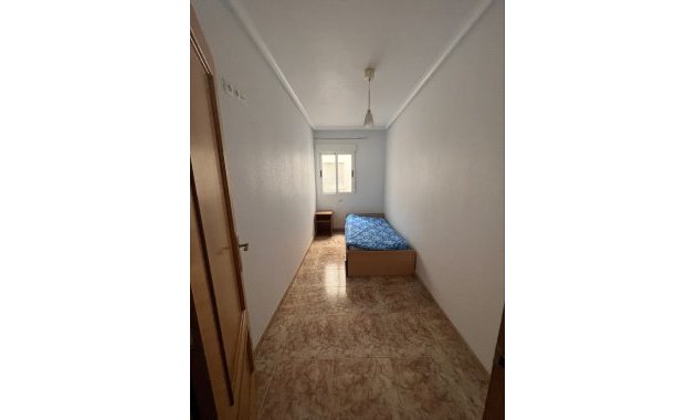 Resale - Apartment / flat -
Torrevieja - Center