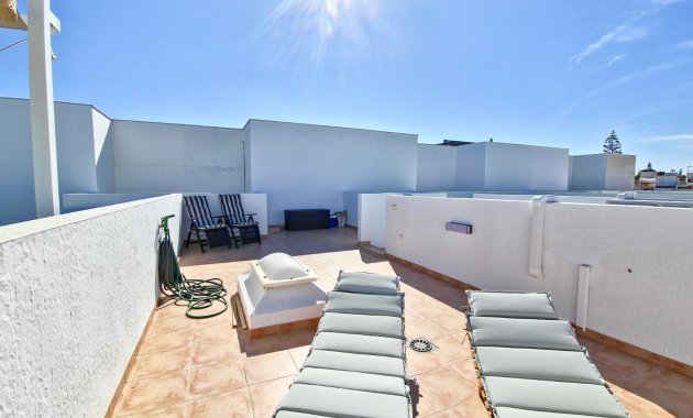 Reventa - Adosado -
Torrevieja - Los Balcones