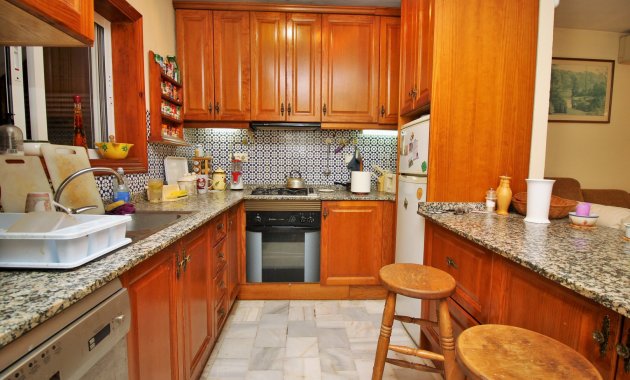 Resale - Townhouse -
Villamartín