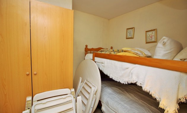 Resale - Townhouse -
Villamartín