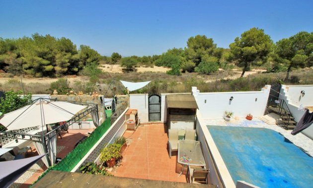 Resale - Townhouse -
Villamartín