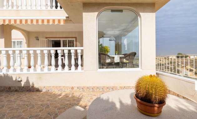 Resale - Villa -
Rojales - Benimar