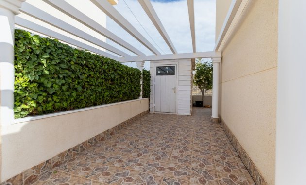 Resale - Villa -
Rojales - Benimar