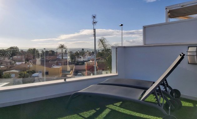 Resale - Townhouse -
Torrevieja - La Siesta - El Salado - Torreta