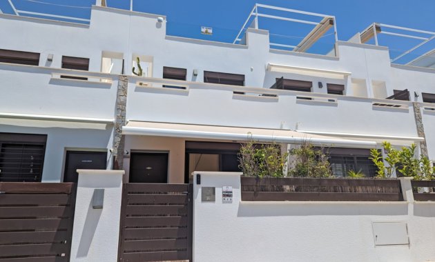 Resale - Townhouse -
Torrevieja - La Siesta - El Salado - Torreta