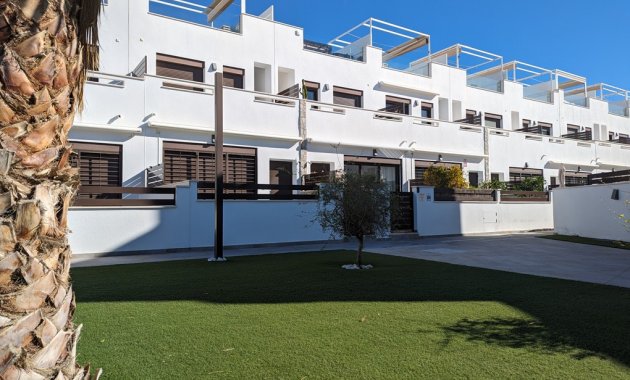 Resale - Townhouse -
Torrevieja - La Siesta - El Salado - Torreta